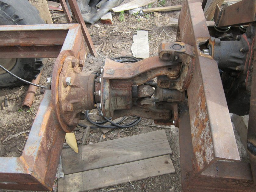 Узел перелома трактора т 150