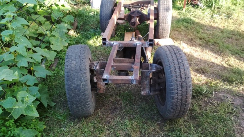 Минитрактор классика 4х4