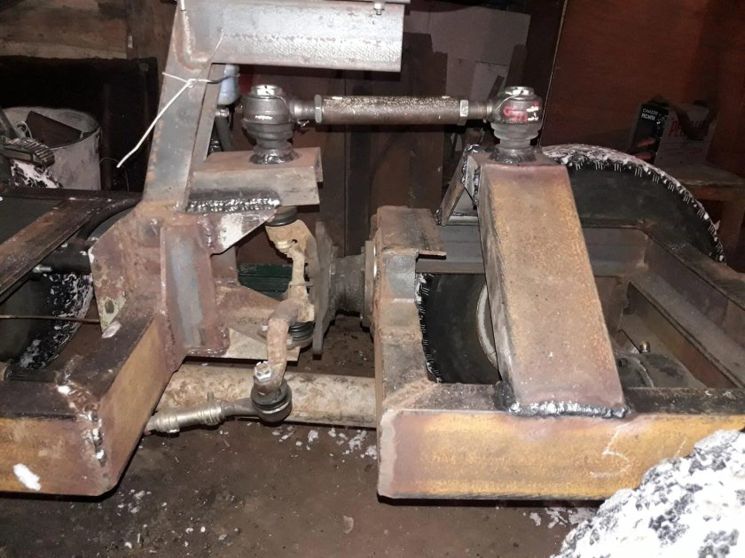 Минитрактор переломный узел ступица ГАЗ 53