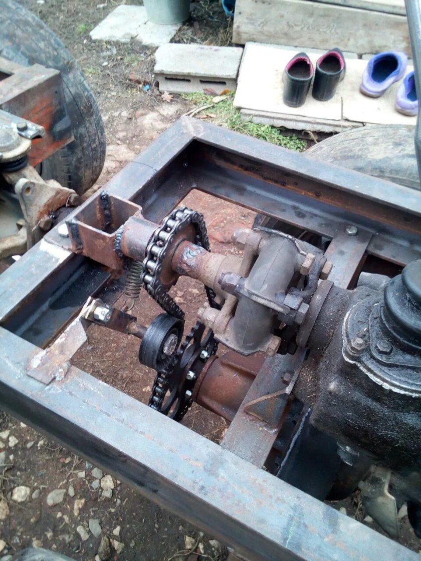 Трактор переломка 4х4 с двигателем ВАЗ