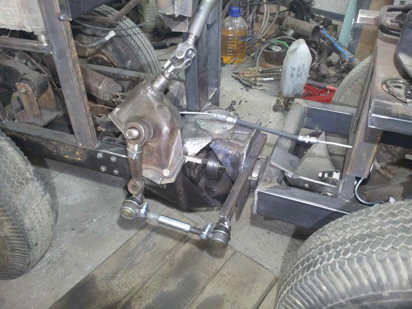 Трактор переломка 4х4 рулевое управление