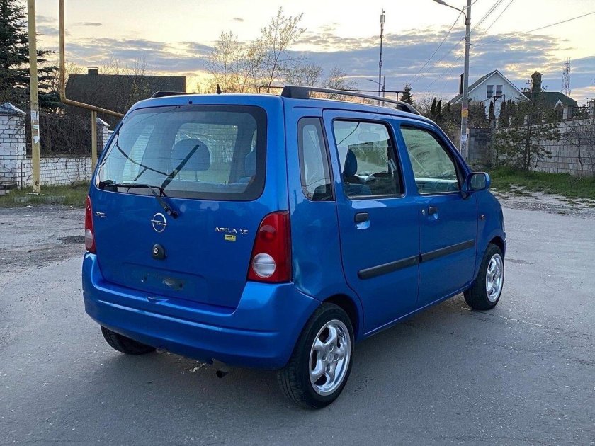 Opel Agila 2000