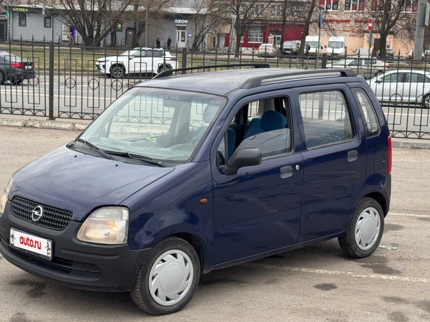 Opel agila 2001