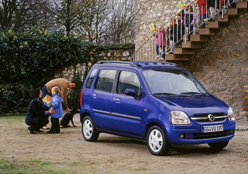 Opel Agila 2003