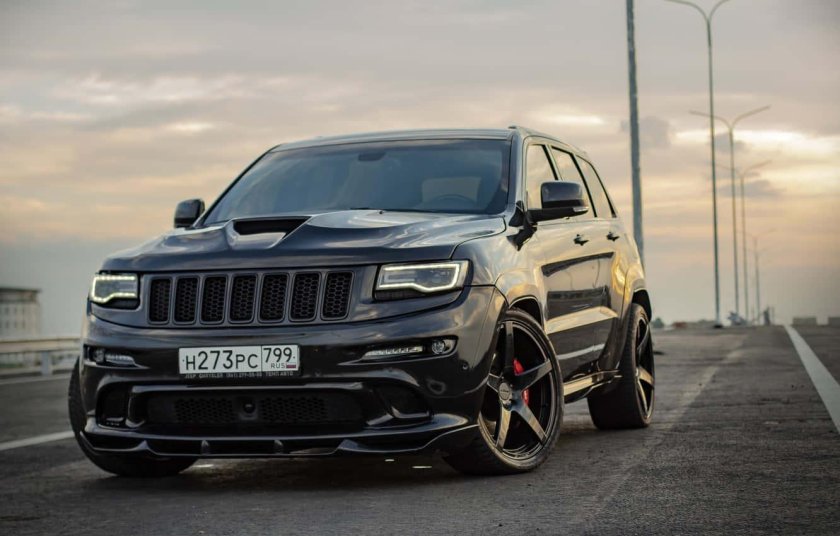 Jeep Grand Cherokee srt