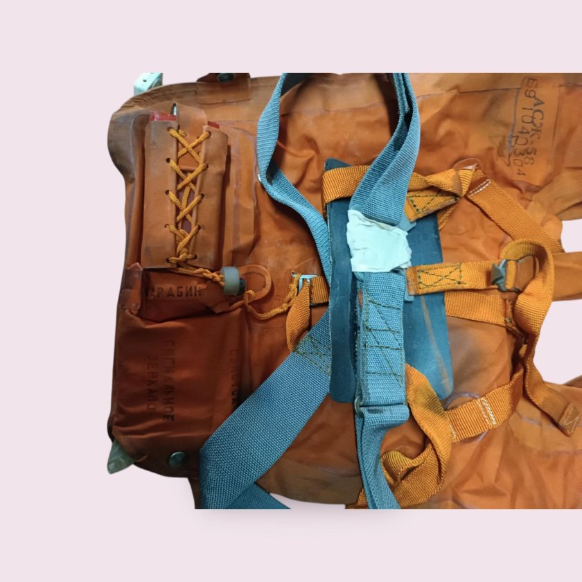 Авиационный спасательный жилет асж-58