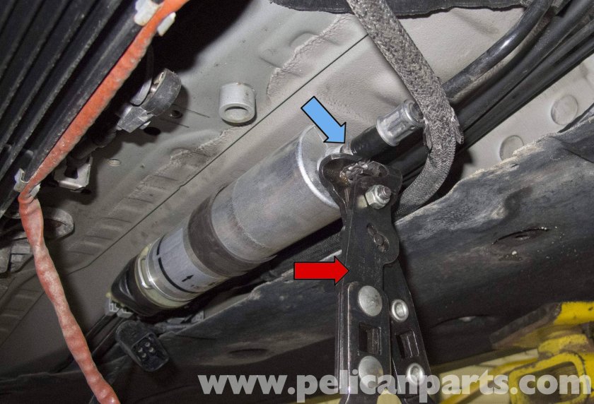 Топливный фильтр бмв е60