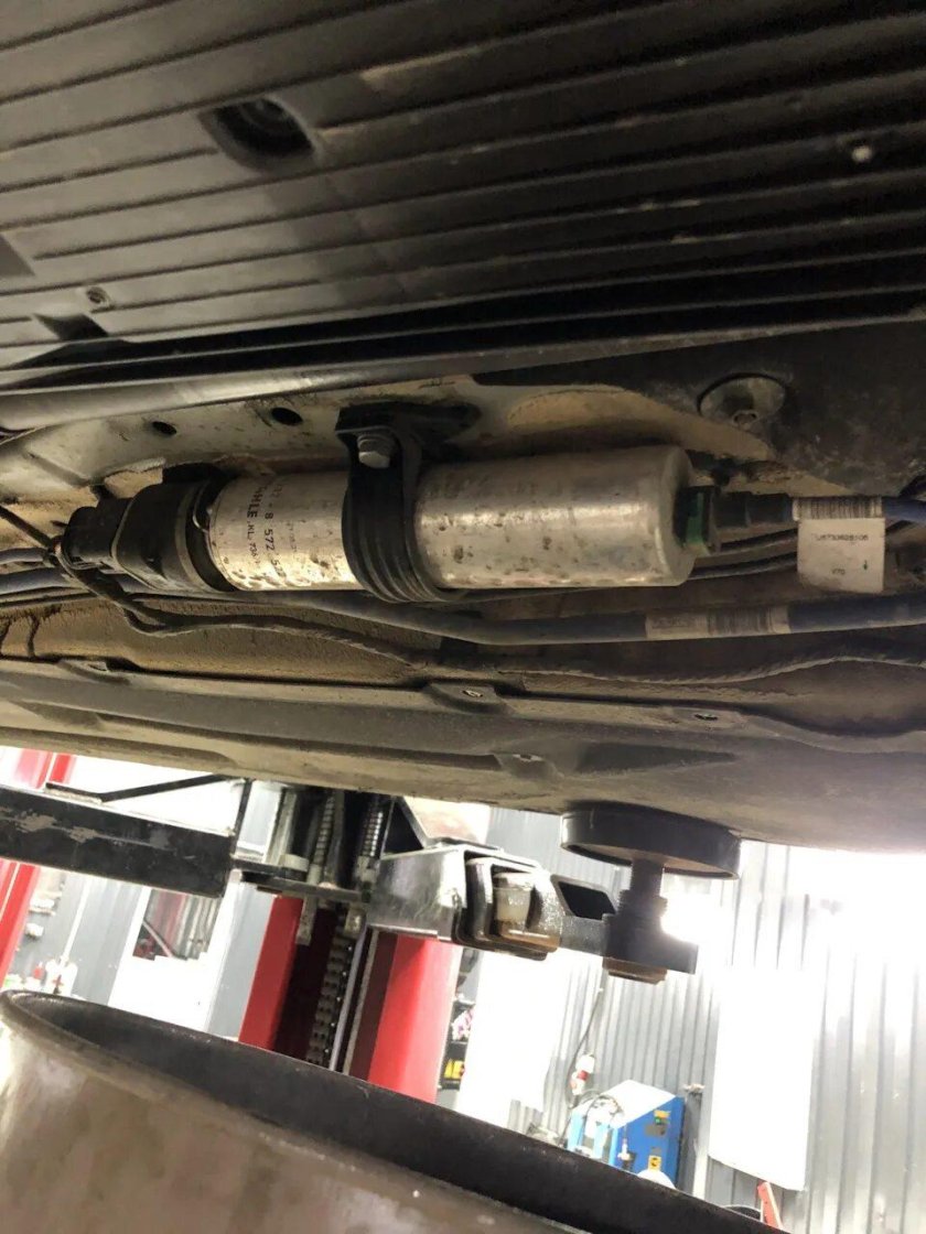 Топливный фильтр БМВ f20