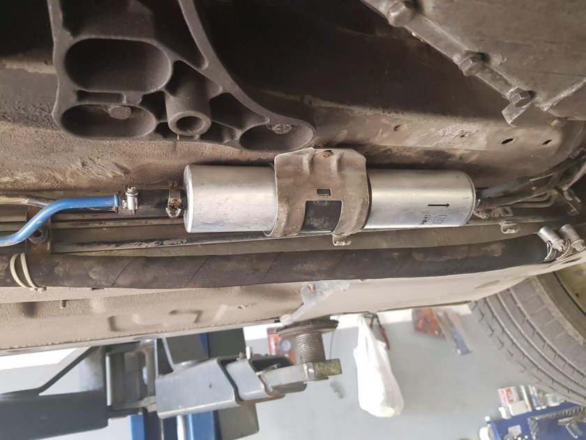 Топливный фильтр БМВ е90