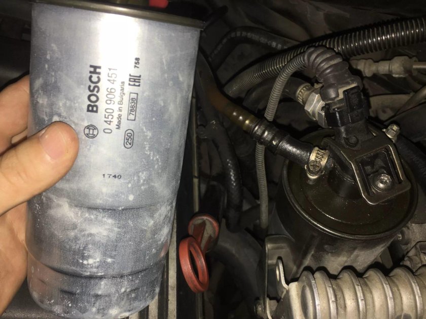 Фильтр топливный BMW x5 3.0 d