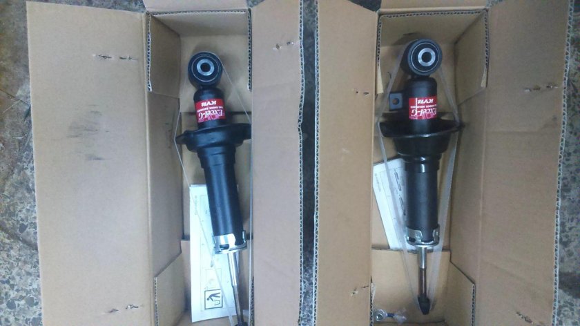 Амортизатор задний Хонда СРВ 3