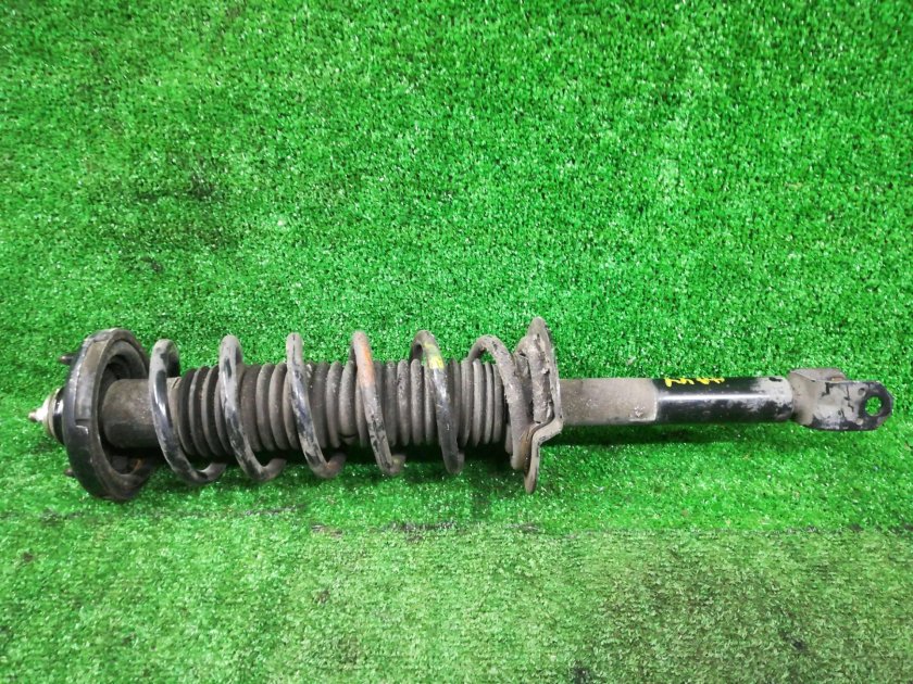 Стойка амортизатора задняя