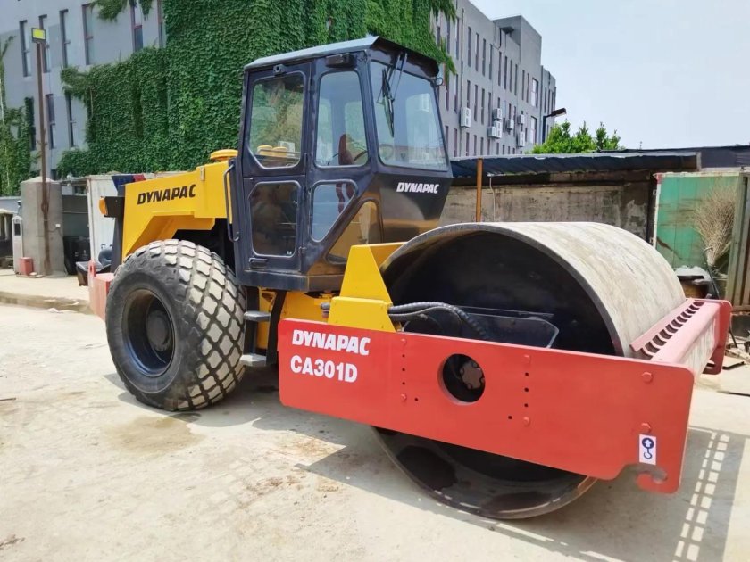 Dynapac ca300