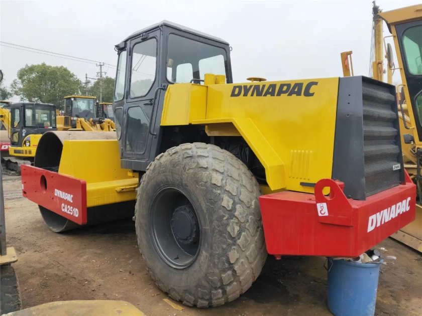 Каток дорожный дунапак cg233hf