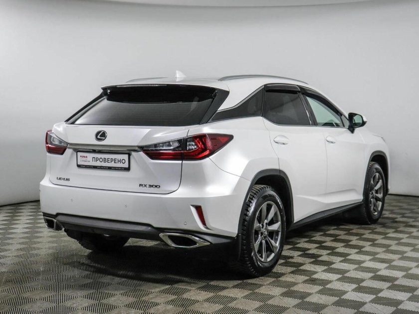 Лексус 2018 rx200