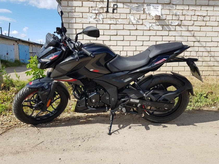 Мотоцикл bajaj