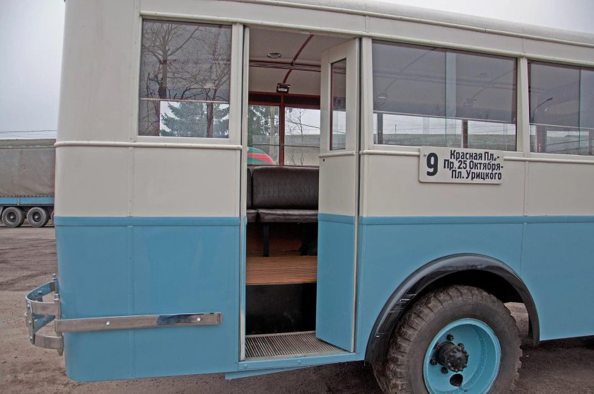 Автобусы ЗИЛ 8