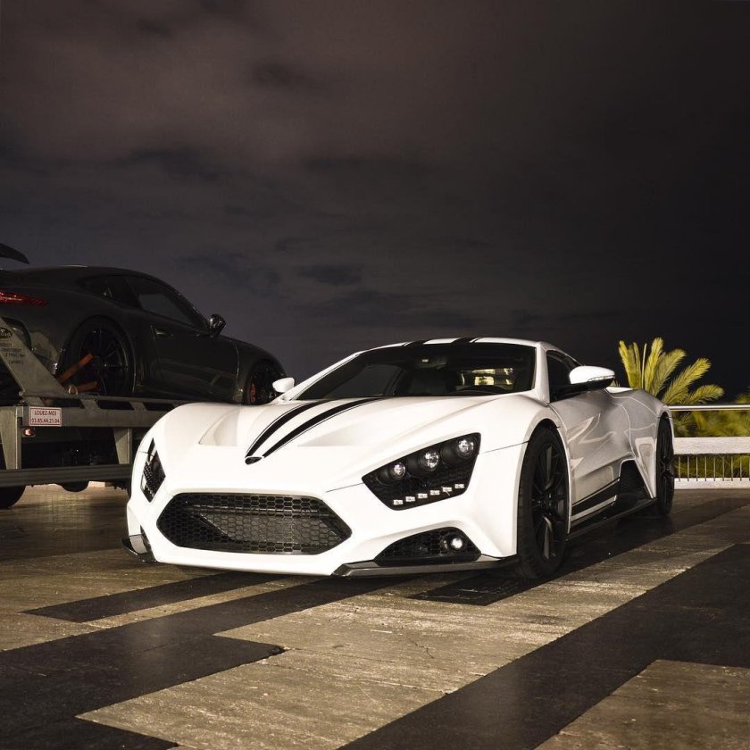 Zenvo st1