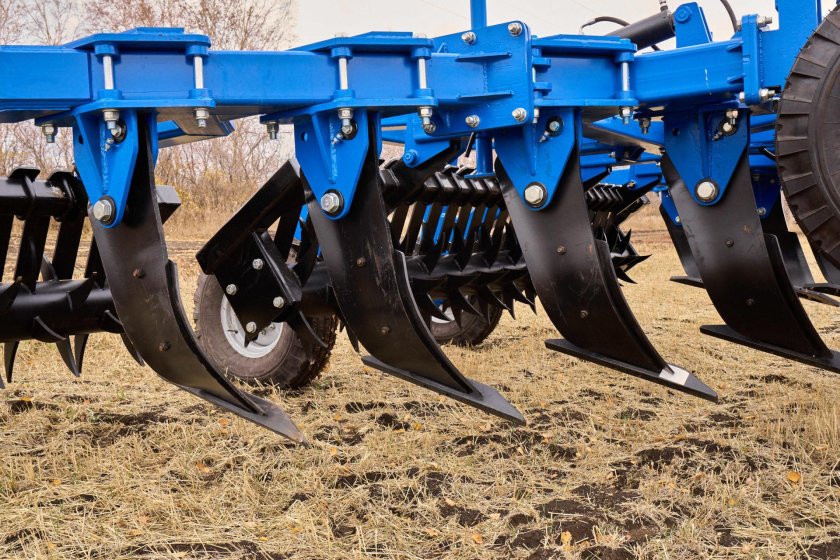 Плуг чизельный ПЧП-6.0