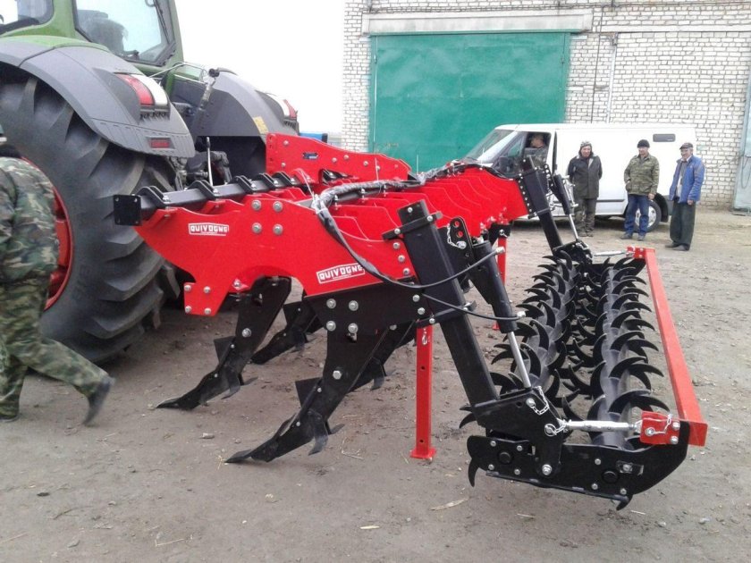 Глубокорыхлитель SSDR 9/400