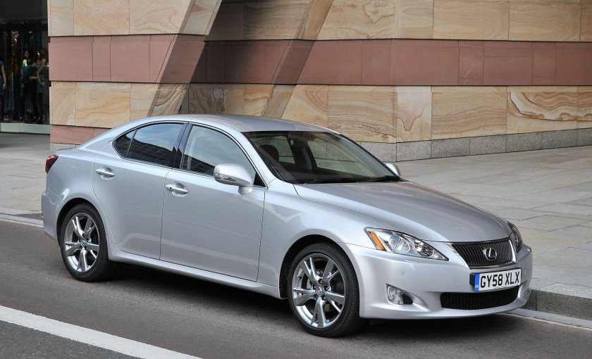 Лексус is 220