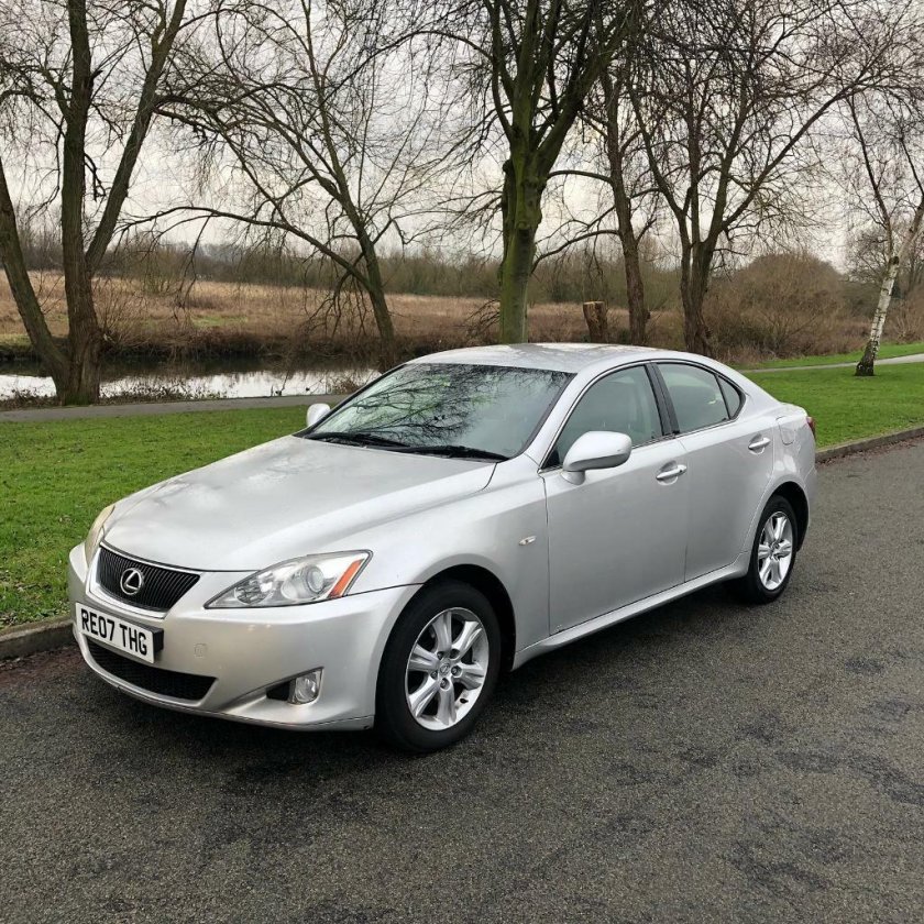 Lexus is 250 2006