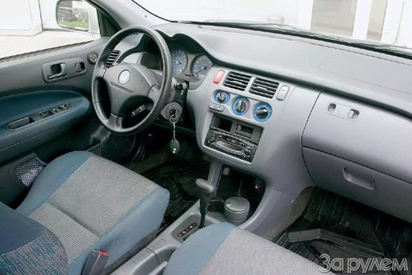 Honda HR V 2001 салон
