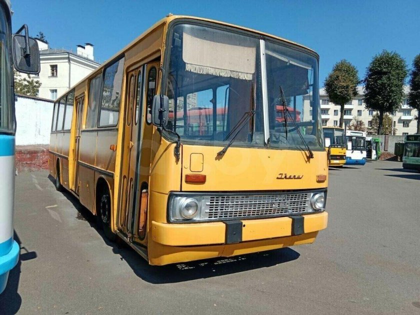 Икарус 260 двухдверный