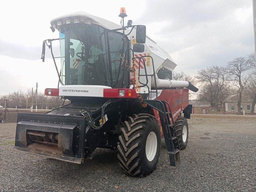 Комбайн ростсельмаш
