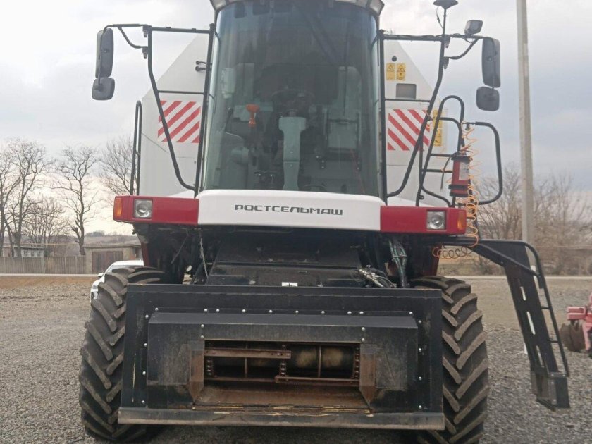 Комбайн ростсельмаш