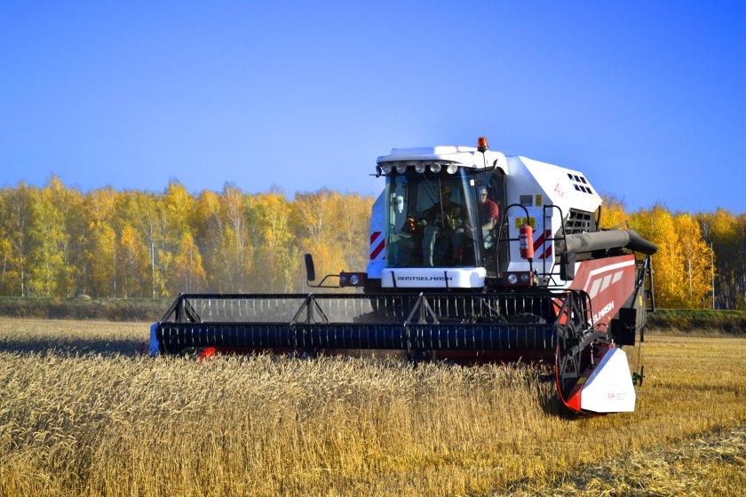 Зерноуборочный комбайн Ростсельмаш