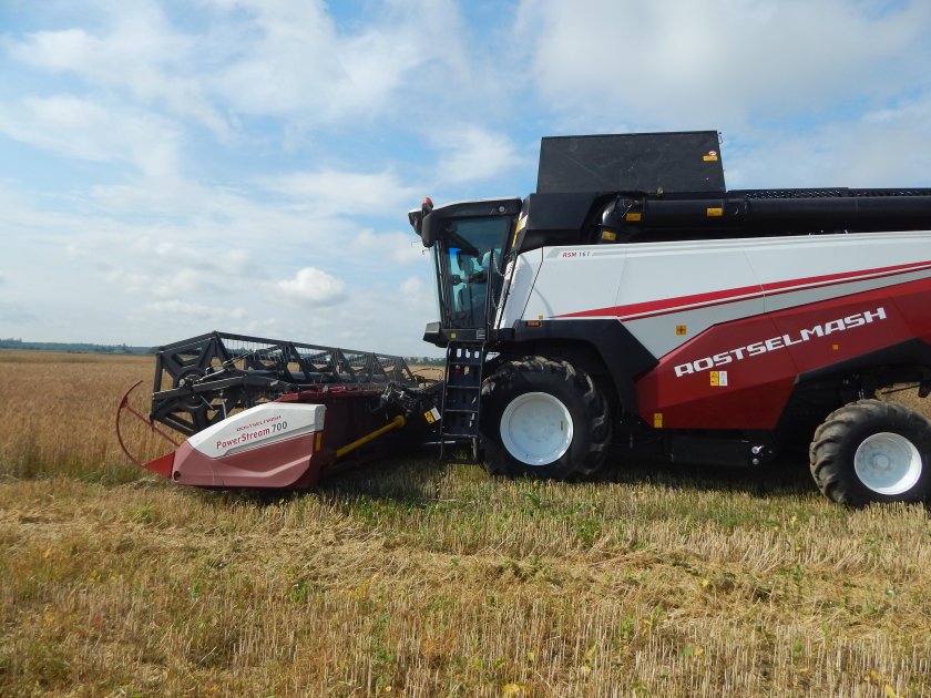 Зерноуборочный комбайн Nova 340