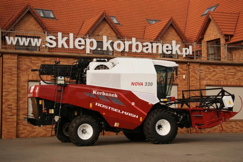 Nova 330 Ростсельмаш