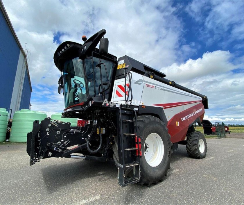 Комбайн Ростсельмаш Торум 770