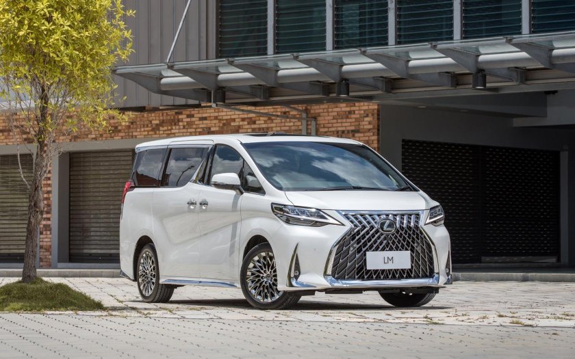 Лексус lm350