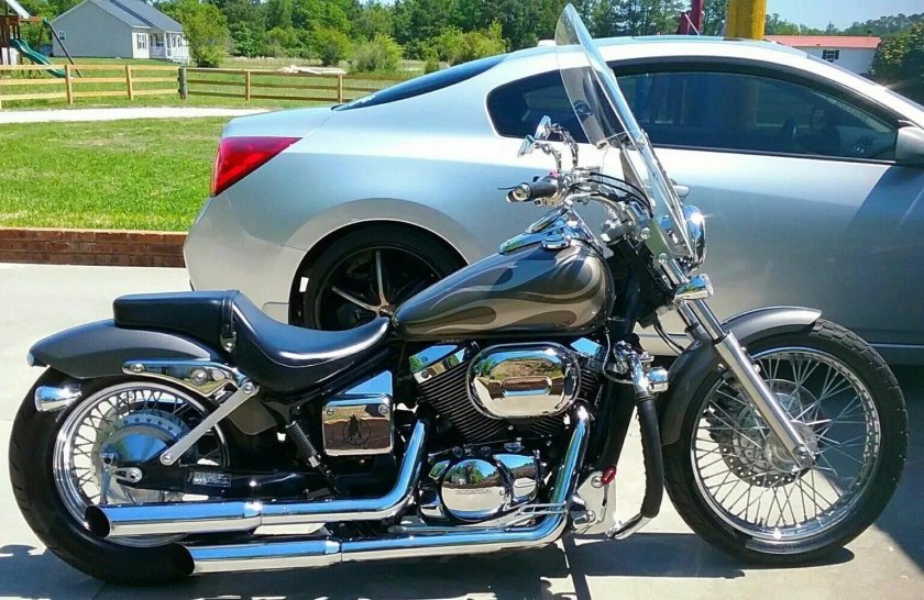 Honda shadow spirit 750