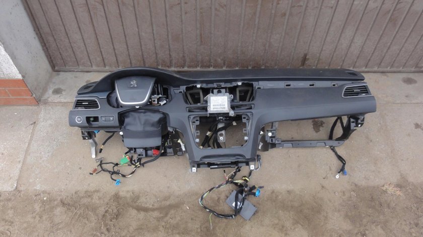 Пежо 508 торпедо