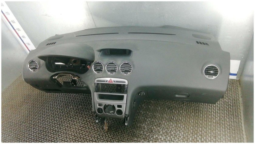 Торпедо Пежо 308