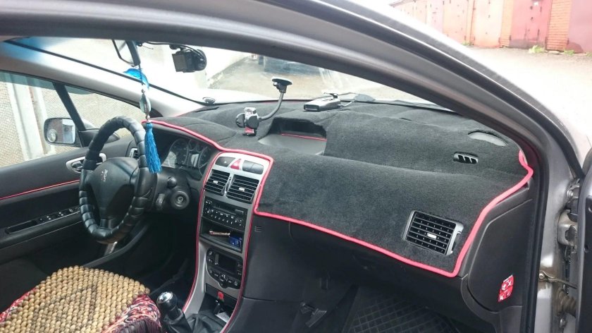 Торпедо Пежо 407