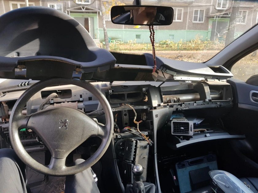 Торпеда Пежо 307