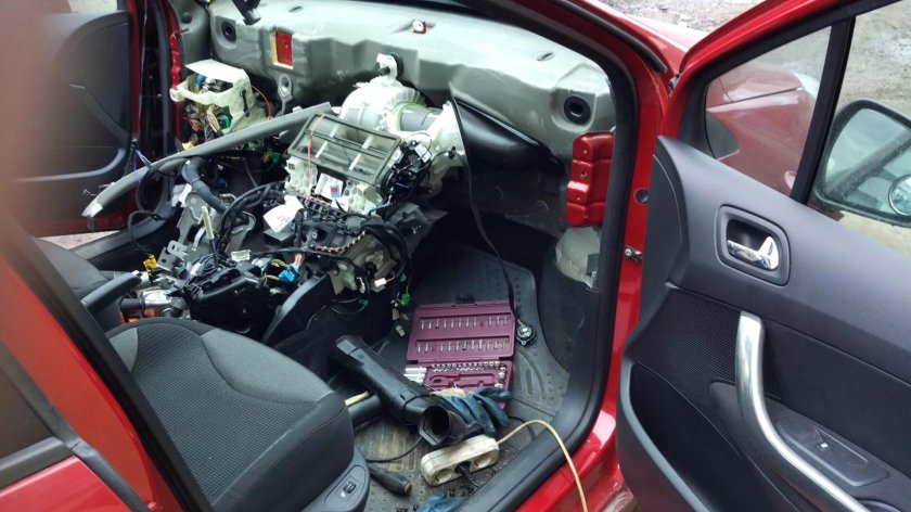 Пежо 408 Торпедо