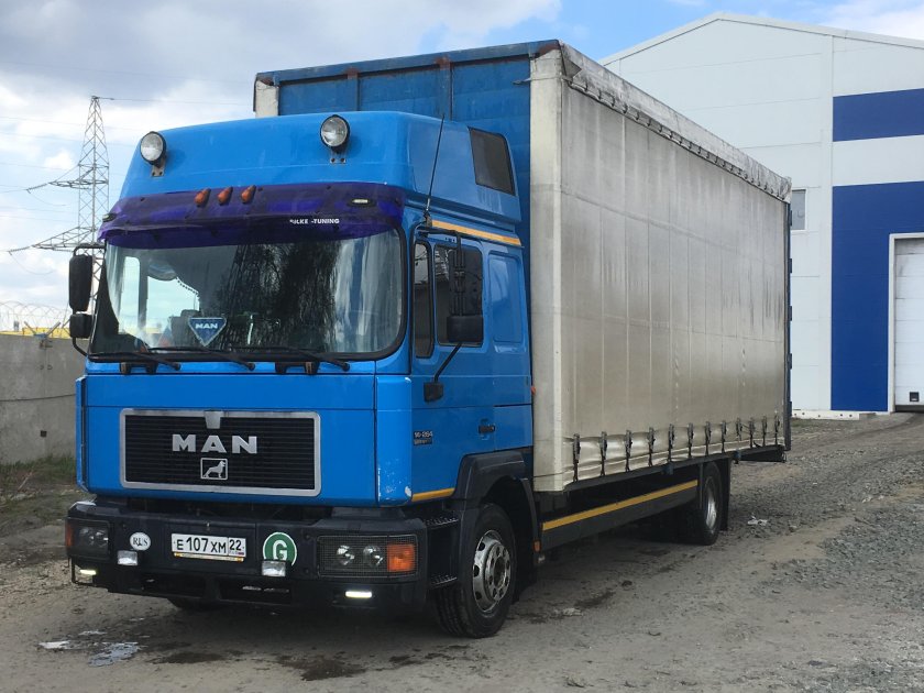 Ман ф2000 Командор