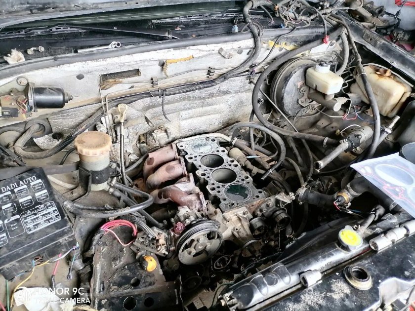 Дервейс шаттл подкапотное пространство