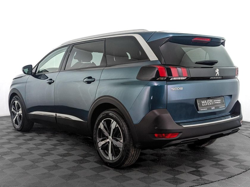 Peugeot 5008 2009 2013