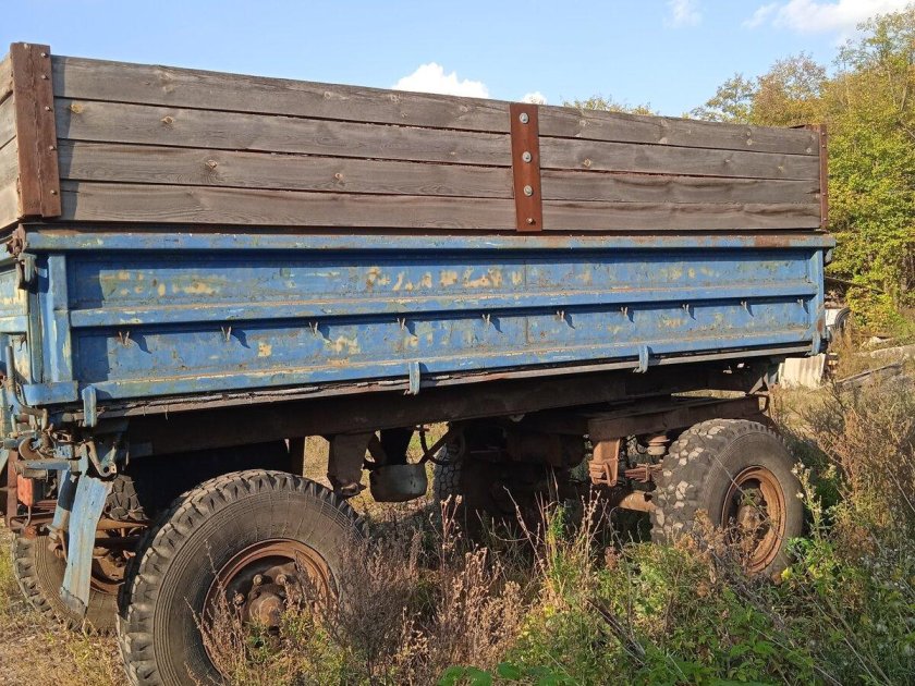 Прицеп тракторный 2 птс 4