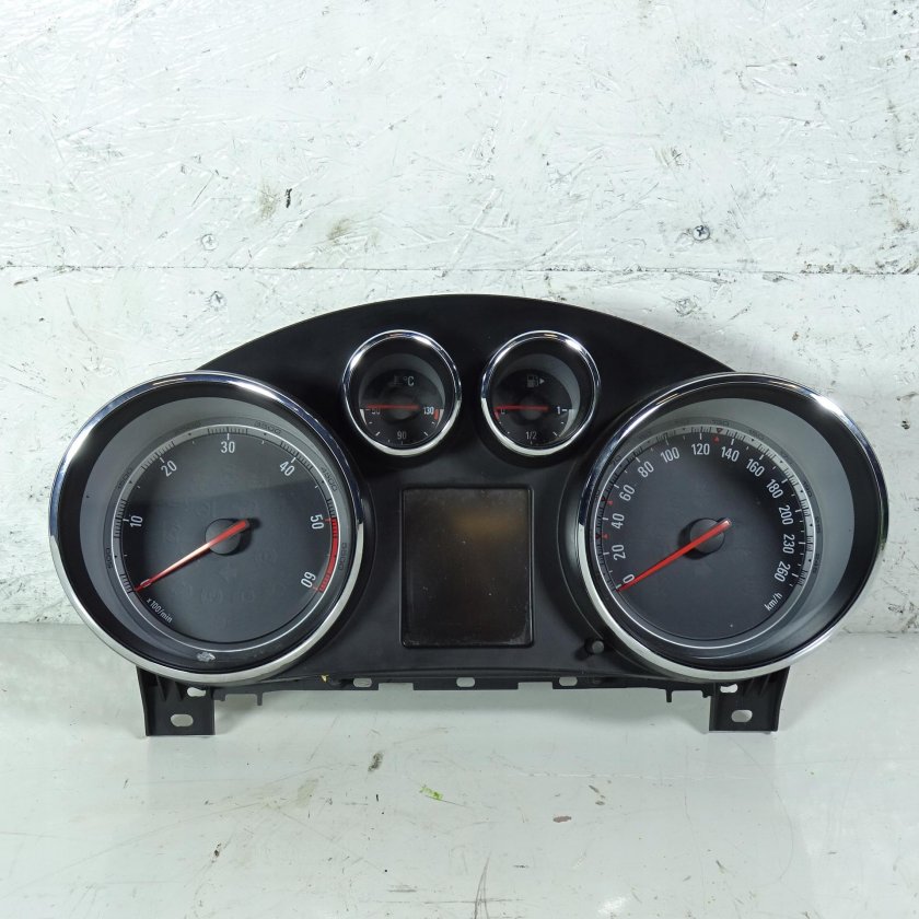 Приборная панель астра j