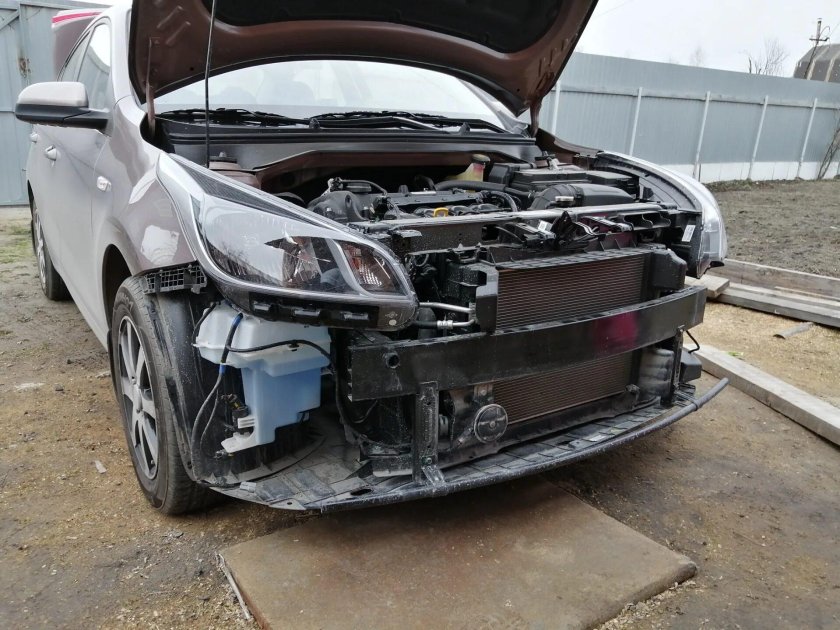 Kia Rio 4 без бампера