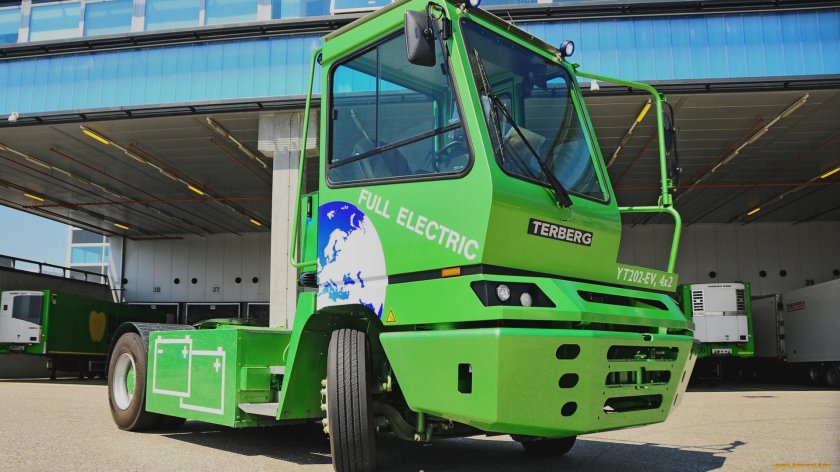 Самосвал БМВ