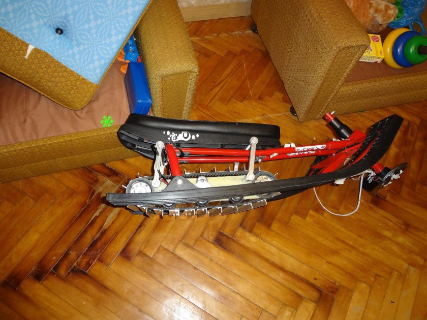 Гусеничный модуль для снегоката