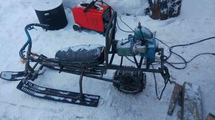 Мотосани из бензопилы Урал